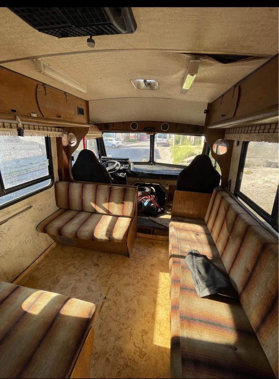 Foto 2 del trabajo de Vendo MotorHome